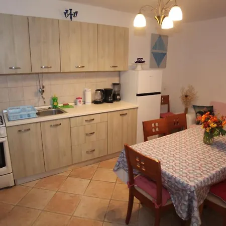 Apartament Anita *